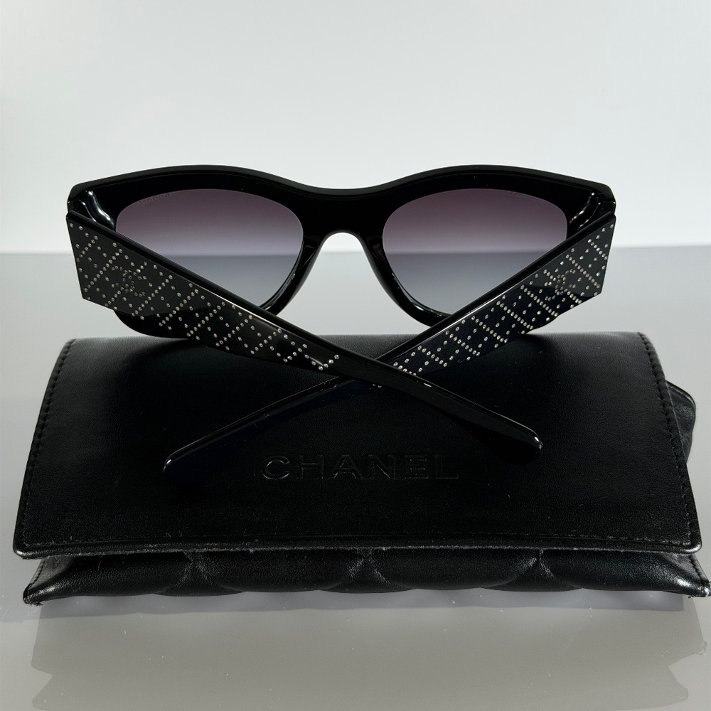 Chanel 5421-B Crystal CC Sunglasses – Black - Picture 12 of 12